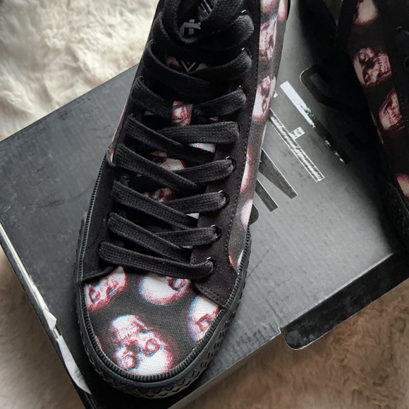 UNISEX Iron Fist High-tops W9.5/M8 - Picture 3 of 8